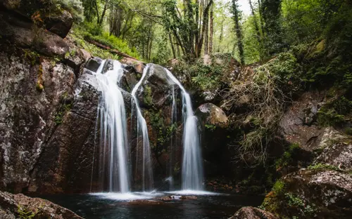 Still Waterfall